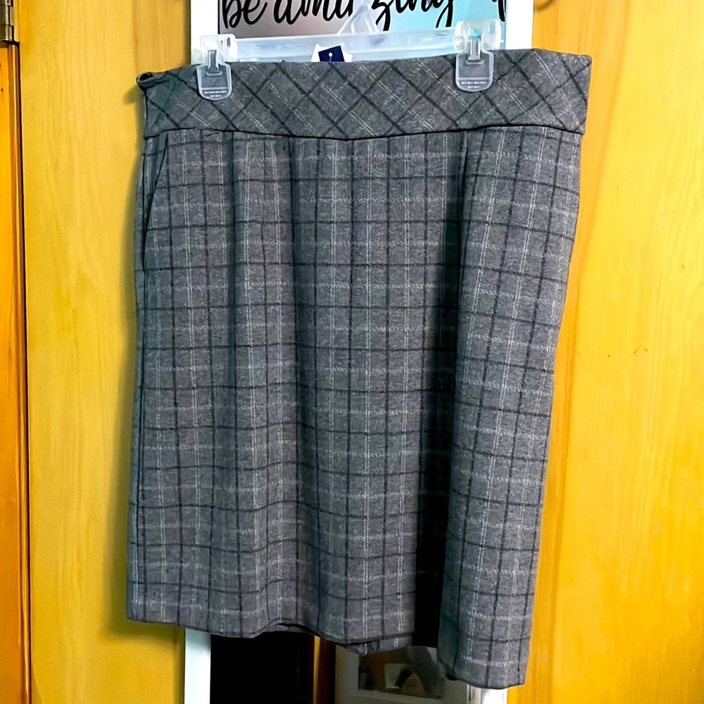 Black and grey plaid skirt. New with tags size large